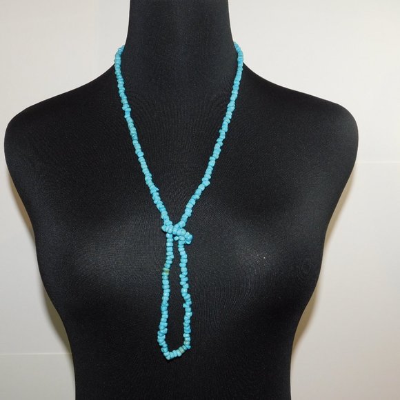 Gorgeous Turquoise Necklace 18 Inches - Picture 9 of 9
